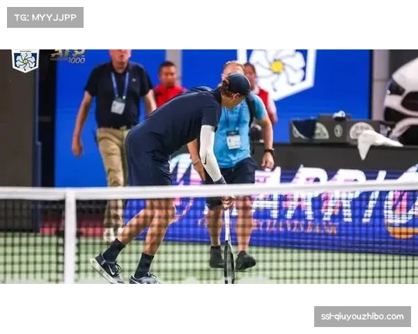 辛纳与格里克斯普尔在上海站激战辛纳次盘惜败比赛进入紧张决胜盘